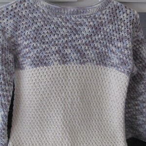 Women&#39;s sweater. Size S