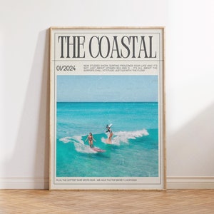 Portada de revista con estampado de vaquera costera, arte costero de moda, arte de pared de surf, estampado de chica surfista, arte de periódico elegante, descarga digital instantánea