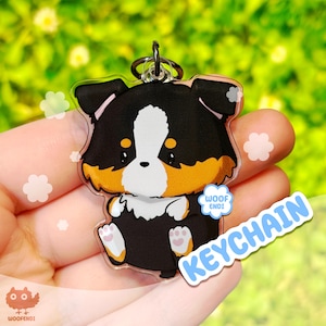 Black Tri Australian Shepherd Aussie Keychain – Cute Acrylic Dog Keyring Gift  – BY WOOFENDI