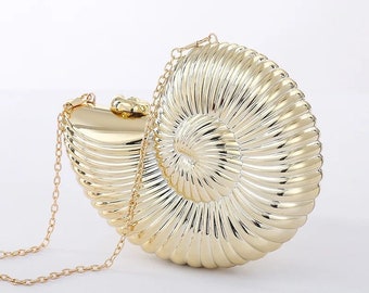 Gold shell shoulder chain bag