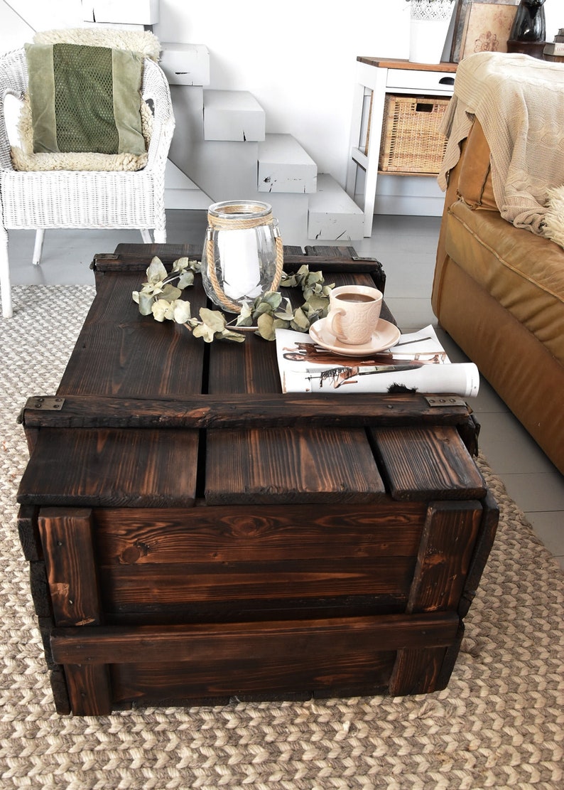 Old chest box vitage military coffee table rustic country style organic redesign reclaimed solid pine dark wood on wheles massive MFWdesign image 7