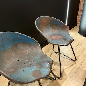 Industrial Tractor Seat Chair – Vintage Metal Farmhouse Chair, Upcycled Rustic Loft Furniture, Handmade Reclaimed Steel Seating blue