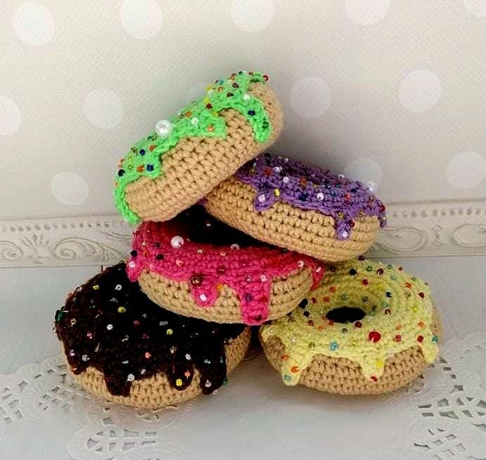 35 Donut Crochet Patterns for Sweet Amigurumi, Plushies, and Giftable Treats 6 Digital crochet pattern for Amigurumi Donut with icing.