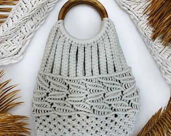Handmade Macrame Bag with Wooden Handle – Boho Elegance & Sustainable Style