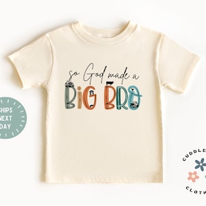 Camiseta "Dios creó a un hermano mayor" - Camiseta para hermano mayor - Regalo lindo para hermano - Camiseta para hermano - Revelación de embarazo - Anuncio - Regalo para niño