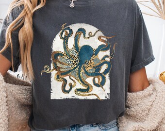 Octopus T-Shirt - Ocean Marine Life Graphic Tee, Nautical Sea Creature Nature Shirt