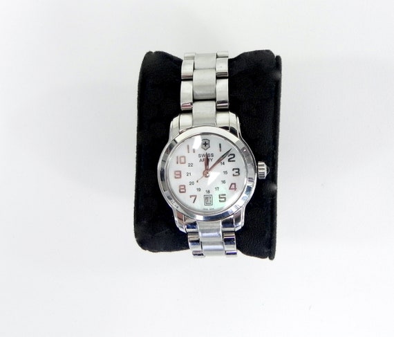 Swiss Army Wrist Watch 241055 Vivante Bracelet Victorinox Water