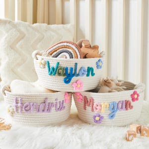 Babykorb mit individuellem Namen - Personalisierter Babyparty-Geschenkkorb, Babykorb aus Seil Baumwolle, Neugeborenengeschenk, Spielzeugkorb, Kinderzimmergeschenk