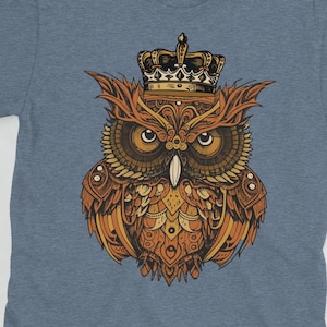 Camiseta unisex de manga corta con ilustración steampunk del rey búho