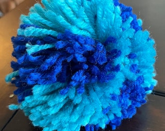 Large Pom-Pom Cat Toy