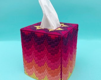 DIGITAL PATTERN: "Crimson And Clover" Bargello Tissue Box Cover - Bargello Plastic Canvas Needlepoint Craft Pattern