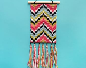 DIGITAL PATTERN: "Zigs" Bargello Wall Hanging - Bargello Plastic Canvas Needlepoint Craft Pattern