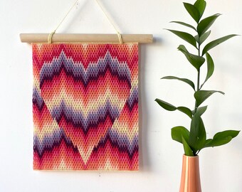 DIGITAL PATTERN: &quot;Total Eclipse Of The Heart&quot; Bargello Wall Hanging - Bargello Plastic Canvas Needlepoint Craft Pattern