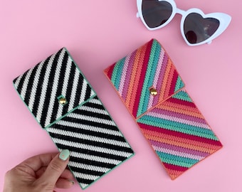 DIGITAL PATTERN: "Cruel Summer" Bargello Glasses Case - Bargello Plastic Canvas Needlepoint Craft Pattern