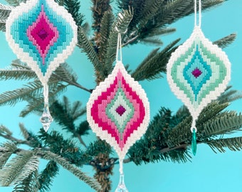 DIGITAL PATTERN: Hello Bargello 2023 Holiday Ornament - Bargello Plastic Canvas Needlepoint Craft Pattern