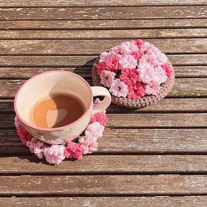 Pot de fleurs sous tasses en crochet, fait-main image 5