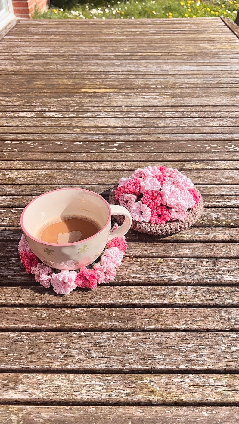 Pot de fleurs sous tasses en crochet, fait-main image 6