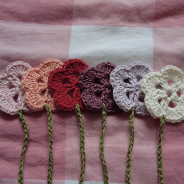 Marque pages fleur en crochet