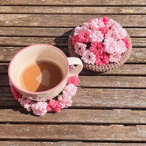 Pot de fleurs sous tasses en crochet, fait-main image 7