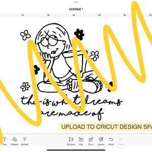 K&ouml;nnte beinhalten: Schwarz-wei&szlig;-Zeichnung einer sitzenden, mit gekreuzten Beinen nachdenkenden  M&auml;dchens. Sie ist von Blumen umgeben. Der Text "this is what dreams are made of" steht unter ihr. Das Bild ist mit einer gelben, geschwungenen Linie hervorgehoben.