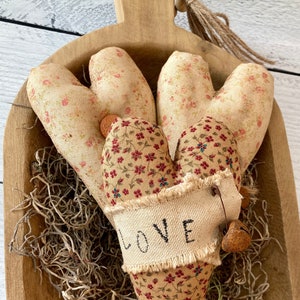 Beige Calico Floral Heart Bowl Fillers - Fun Hearts for Tiered Trays - Mothers Day -  Primitive Hearts