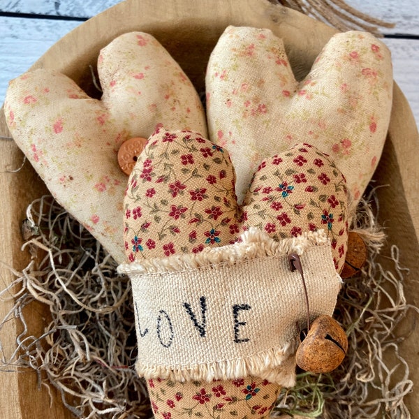 Beige Calico Floral Heart Bowl Fillers - Fun Hearts for Tiered Trays - Mothers Day -  Primitive Hearts