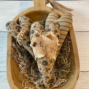 Calico Floral Heart Bowl Fillers - Fun Hearts for Tiered Trays - Mothers Day -  Primitive Hearts