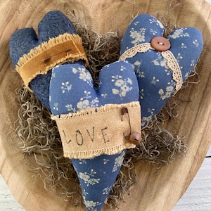 Blue Calico Floral Heart Bowl Fillers - Fun Hearts for Tiered Trays -  Primitive Hearts