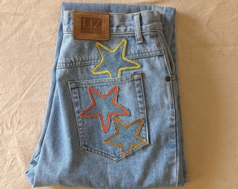 Vaqueros con parches de estrellas de Sensible Slacks