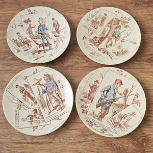 4 antique (vintage)U&C hanging plates from Sarreguemines, &quot;hunters&quot; theme