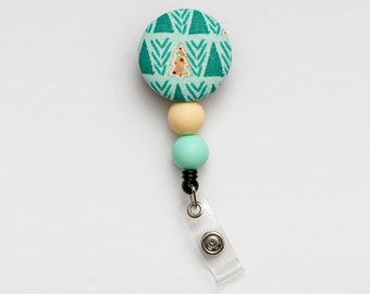 Christmas Themed Retractable Badge Reel | Christmas Tree | Nursing Badge Reel | Beaded Badge Reel