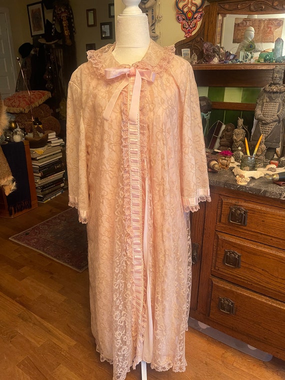 Odette Barsa 1960s nighty and robe