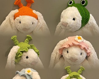 Ręcznie robiony na szydełku kapelusz Jellycat w miniaturze dla lalek, dodatek, strój pasujący do Jellycat/pluszowej zabawki Bashful Bunny o wymiarach 25-38 cm.