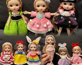 Handgemachte Mode Multi Style Häkeln Miniatur Puppen Kleidung/Outfit Sets, 2 Artikel, Haarschmuck für 14 cm Puppe