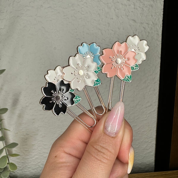 Sakura Bookmark I Klammer