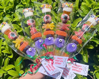 10+ Spooky Halloween Candy Kabobs! Halloween Party Favors, Party Favors, Birthday, Kids Halloween Party Favor, Candy Skewer, Halloween Candy