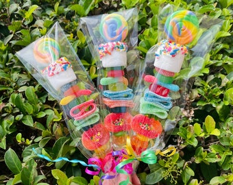 10+ snoepkabobs, gunsten verjaardagsfeestje, feestdecor, verjaardagstraktatie, gunst kind verjaardagsfeestje, snoepspies, snoep, kindersnoep, feestsnoep