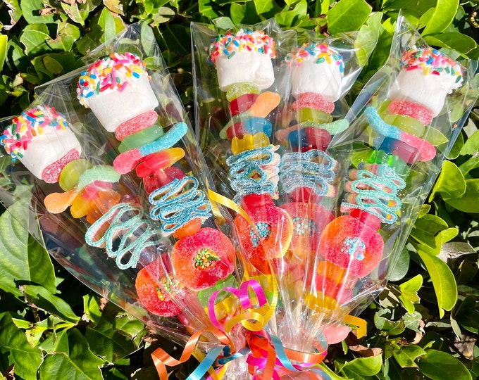 15+ Custom Candy Kabobs! Halloween Party Favors, Halloween Class Party Favors, Kids Birthday Party Favor, Candy Skewer, Candy, Kids Candy