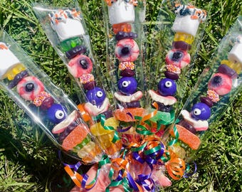 Spooky Halloween Candy Kabobs – Halloween Party Favors, Kids Birthday Treats, Candy Skewers, Trick or Treat Bag Fillers, Monster Marshmallow