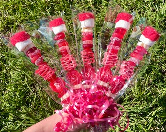 10+ SCHNELL VERSAND Valentinstag Candy Kabobs! Klasse Valentine Gastgeschenke, Valentine Candy, Kinder Valentines, Valentines Party Favor, Candy Gramm