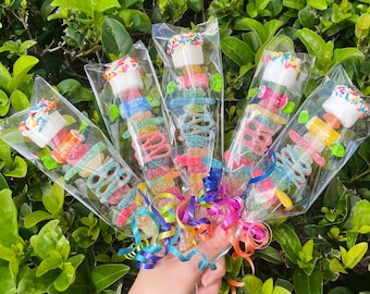 10+ verjaardagssnoepjes! Gunsten Verjaardagsfeestje, Feestdecor, Verjaardagstraktatie, Gunst verjaardagsfeestje kinderen, Snoepspies, Snoep, Snoep voor kinderen