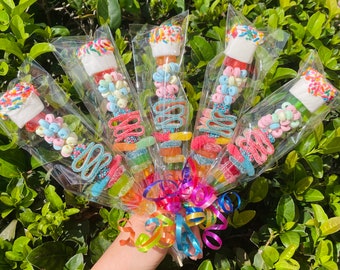 15+ SPEDIZIONE GRATUITA Candy Kabobs! Bomboniere Candy Kabob, Bomboniere per feste di compleanno, Bomboniere per feste, Bomboniere per feste di compleanno per bambini, Bomboniere per bambini