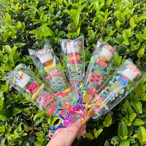 10+ SOUR Candy Kabobs! Kids Birthday Party Favors, Kids Party Bags, Birthday Candy, Birthday Party Favor, Sour Candy Skewer, Sour kids Candy