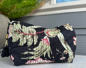 Quilted Cosmetics Bag - Variable Prints