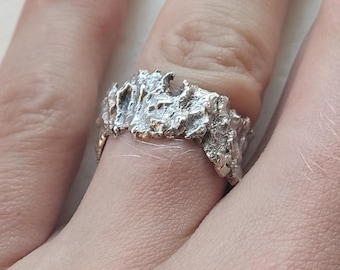 Textured melted liquid molten brutalist band silver size P