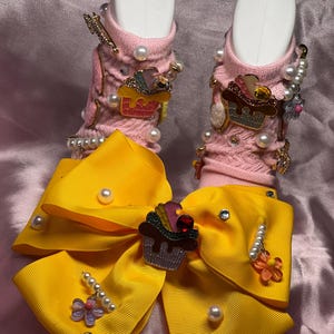 Rainbow Glam | Cupcake Pendant | Pearls | Flowered Charms | Rhinestones | Variety of Colors | Toddlers |Kids | Teens| Hair Bow | Sz:10c-6Y |