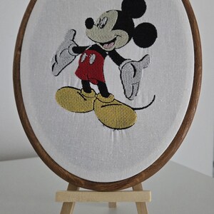 Cute Mouse Embroidery File – Machine Design – 4x4 5x7 6x10 – PES DST JEF – Instant Digital Download