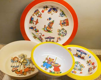 VTG Lot 4 Melamine Kids Dishes Oneida Raggedy Ann Marika Bears Tivoli Carnival