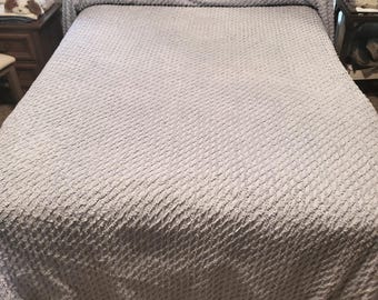 VTG Mohawk Bedspread Queen Blue Diamond Chenille Cotton Tufted Fringe Trim