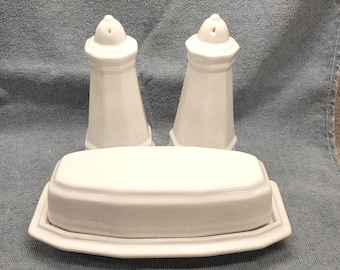 Vintage Pfatzgraff Covered Butter Dish Salt Pepper Shaker Set White Heritage